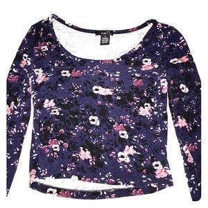 Juniors Floral Long-Sleeve Crop Top